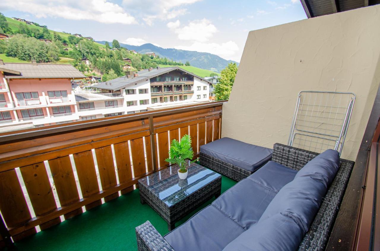 Penthouse Eightyone By All In One Apartments Kaprun Ngoại thất bức ảnh